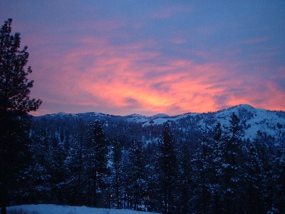 Sunrise over the Kettle Range